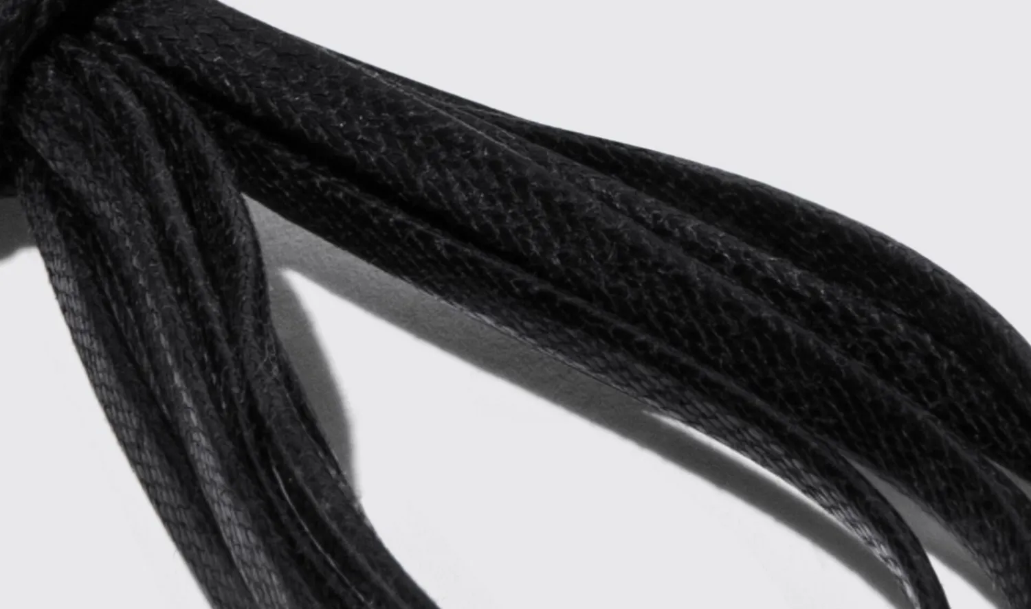 Shop Scarosso Laccio Nero Piatto Black
